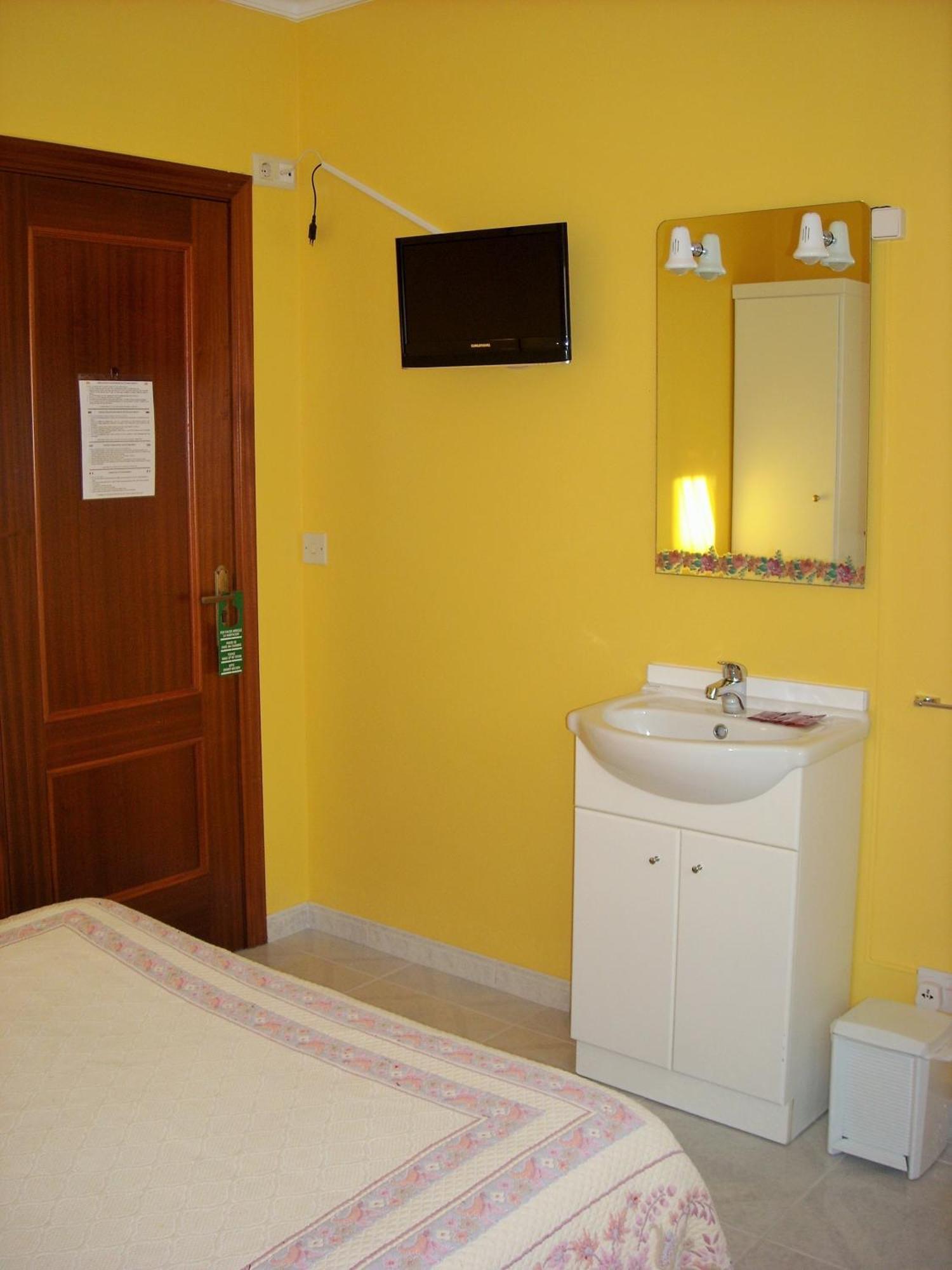 Hostal Santa Marta Playa Baiona Quarto foto
